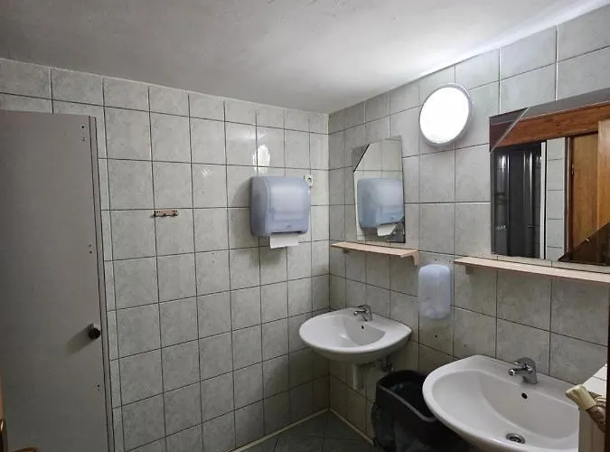 Ruska Koca * Hočko Pohorje